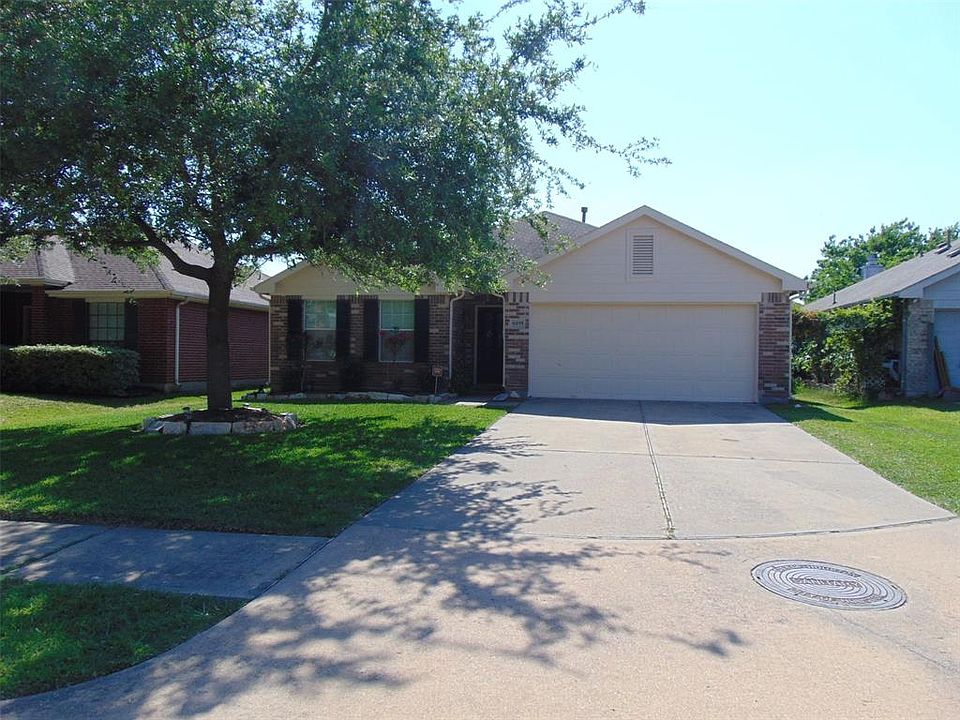 1st image of 9211 Rosewell Ct