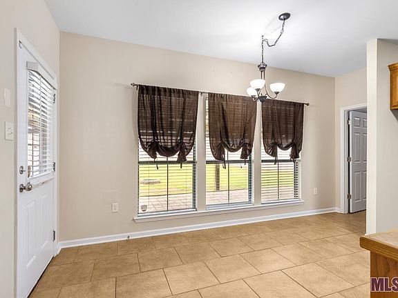 5th image of 15014 Creek Side Dr