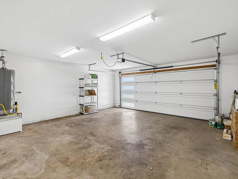 301 E Royal Palm Rd — Photo 47