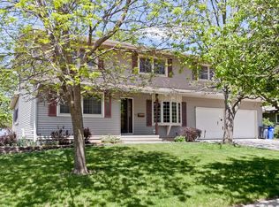 5100 Spencer Dr SW, Cedar Rapids, IA 52404