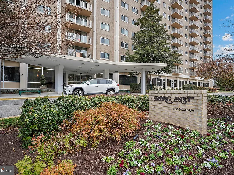 1225 Martha Custis Dr #1119 — Photo 1
