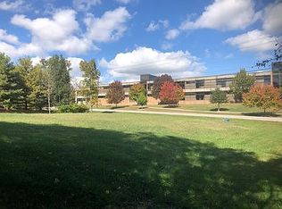 7379 Cornell Rd, Montgomery, OH 45242