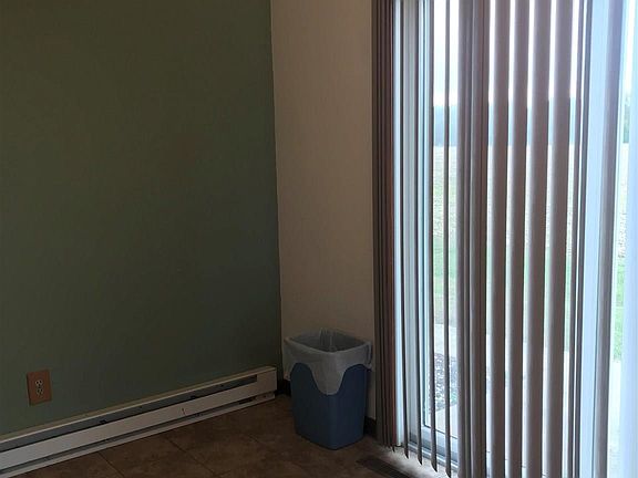 5th image of 172D E James Dr