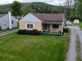 3950 River Rd, Watsontown, PA 17777