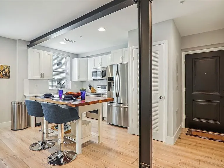 5024 9th St NW #203 — Photo 7
