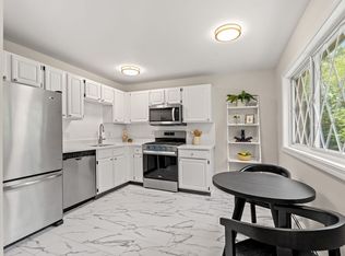 19 Fernview Ave APT 5, North Andover, MA 01845