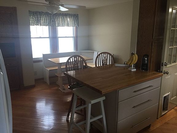 4th image of 111 W North 7th St