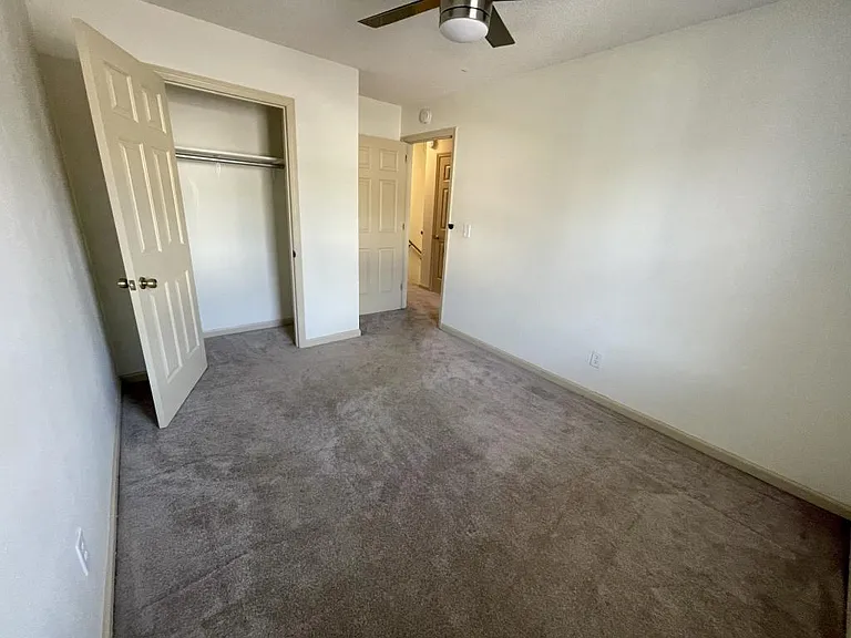 113 Elizabeths Ct — Photo 14