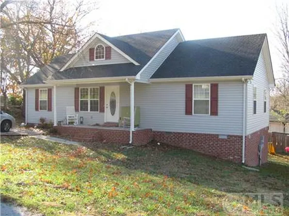 743A Drivers Cir, Hartsville, TN 37074