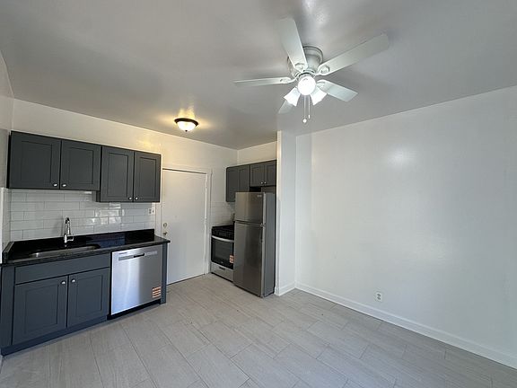 3rd image of 1317 W Estes Ave #L03m