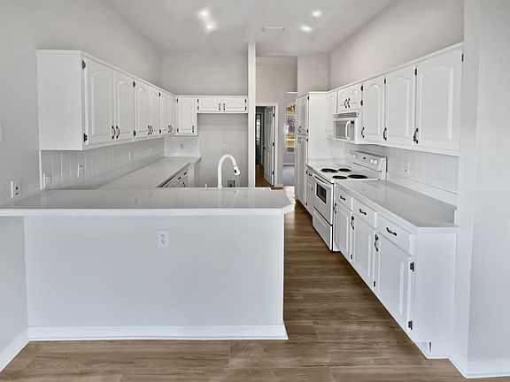 5th image of 6844 Northlake Dr #2
