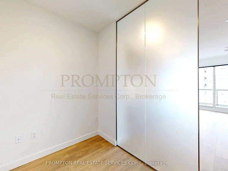 95 McMahon Dr #1601 — Photo 20
