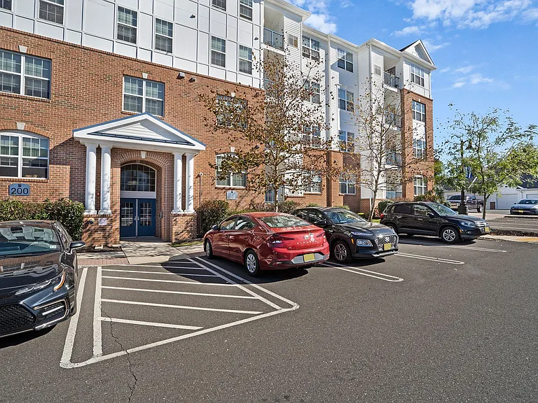 Rivergate Bordentown Waterfront — Photo 16