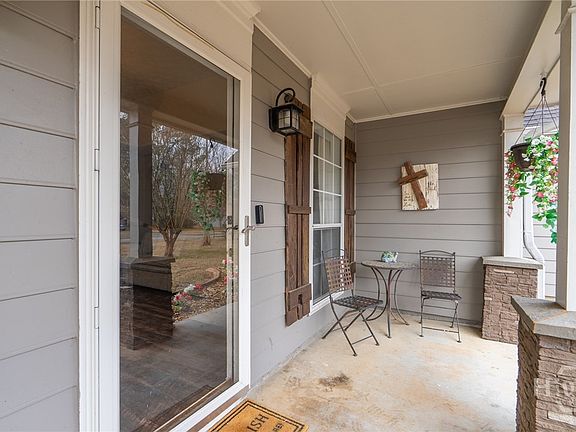 5th image of 3633 Saddlebrook Drive