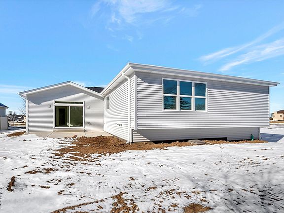 3rd image of 411 S Westgate Dr