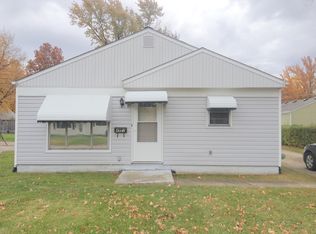 4927 Glen Lodge Rd, Mentor, OH 44060