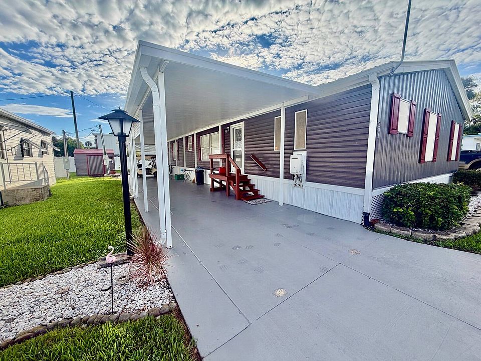 1st image of 918 Reed Canal Rd #201