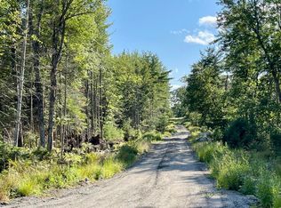 18 Granite Rock Cir N, Surry, ME 04684