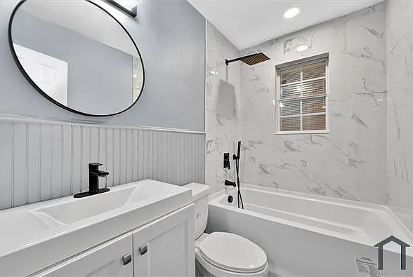 2 bed, 796 sqft, $1,310 — Photo 3