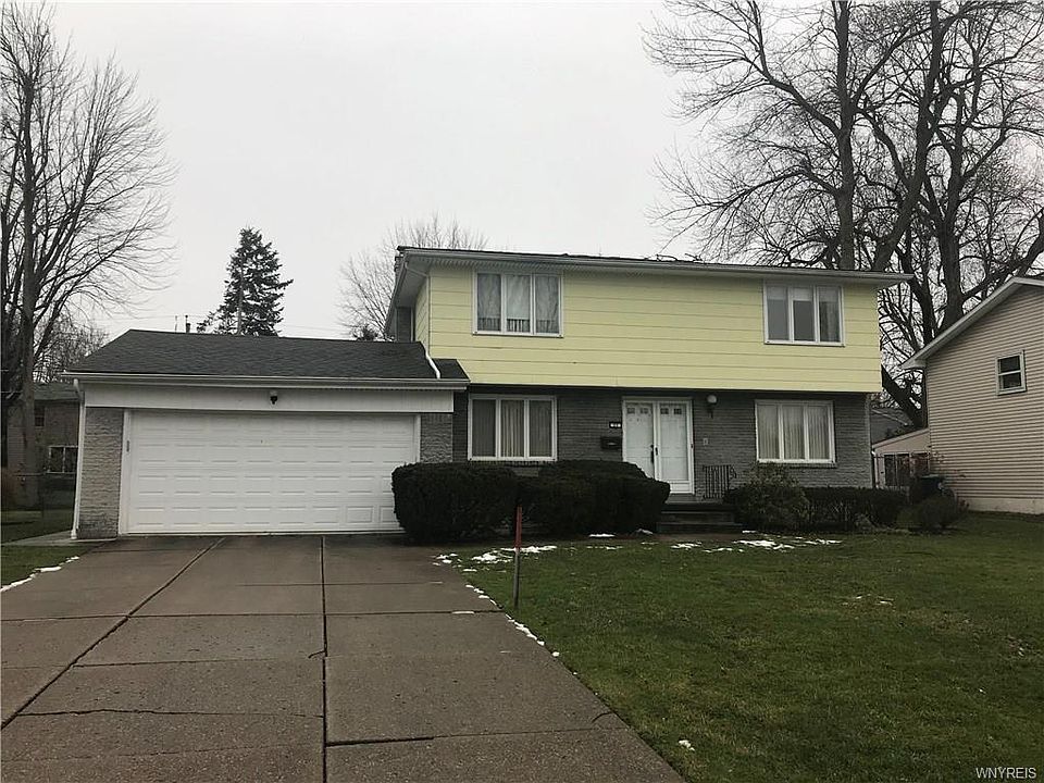 1st image of 55 Pin Oak Dr
