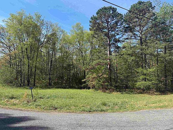 3rd image of 0 Plantation Dr E