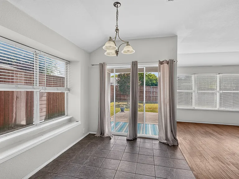 1325 Periwinkle Dr — Photo 17