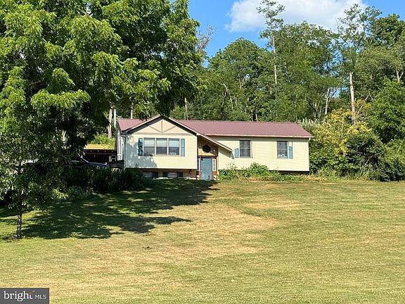 2nd image of 9760 Hunter Ln