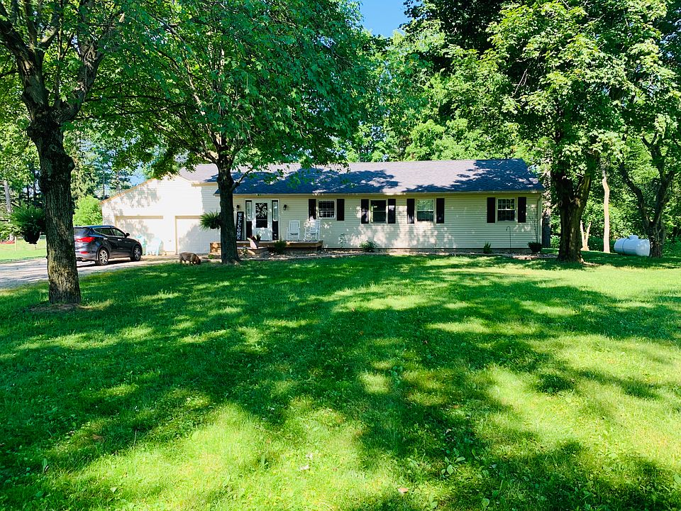 1st image of 20856 Foster Rd