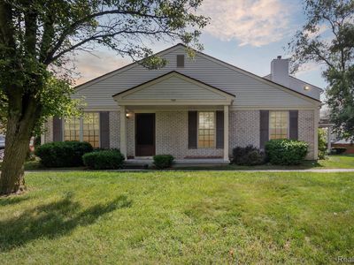 7727 Lake Ridge Dr, Waterford, MI, 48327