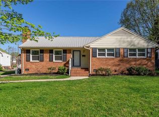 1207 Pembroke Rd, Greensboro, NC 27408