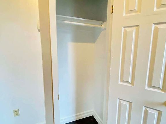5th image of 515 Washington Ave #1R