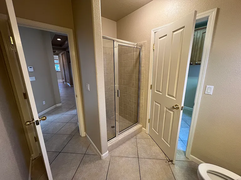 1581 Bella Cir — Photo 32