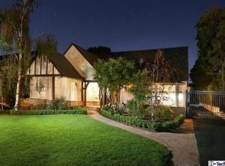 1545 N Columbus Ave, Glendale, CA 91202