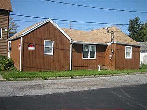 5th image of 375 Kenmore Ave