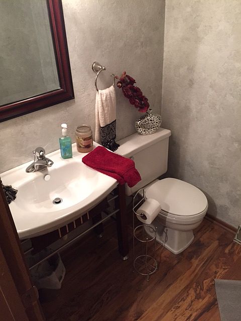 1st image of 4643 S Woodland Dr #4643