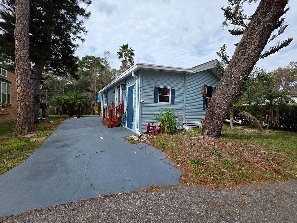 1st image of 962 Savanna Dr