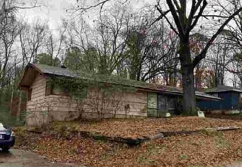 2nd image of 14 Edgemont Dr