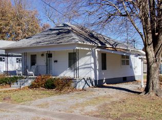 513 S Binkley St, West Frankfort, IL 62896