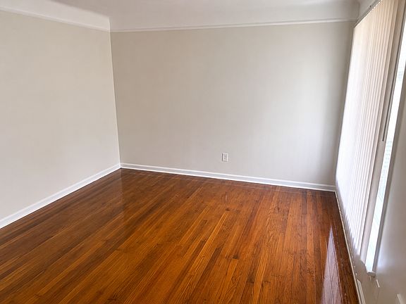 4th image of 4357 Ingleside Rd