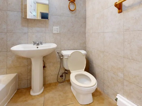 418 73rd Street image 19 of 22