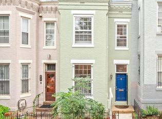816 D St NE, Washington, DC 20002