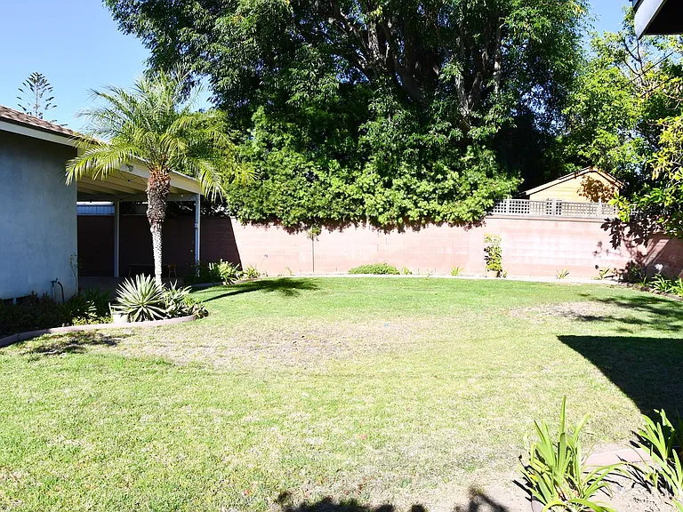 1210 E Oakmont Ave — Photo 55