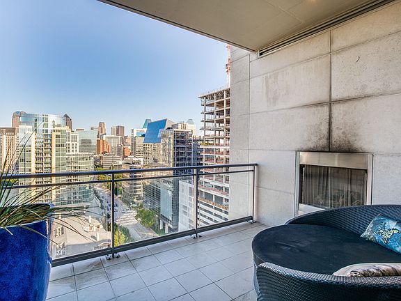 2900-mckinnon-dallas-tx-1705-1708-High-Res-18.jpg