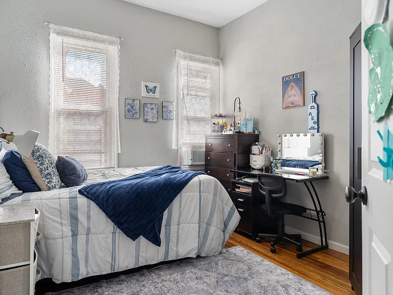 82 Hawley St #3H — Photo 16