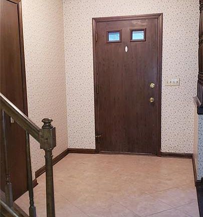 4th image of 428 Greenwood Ct