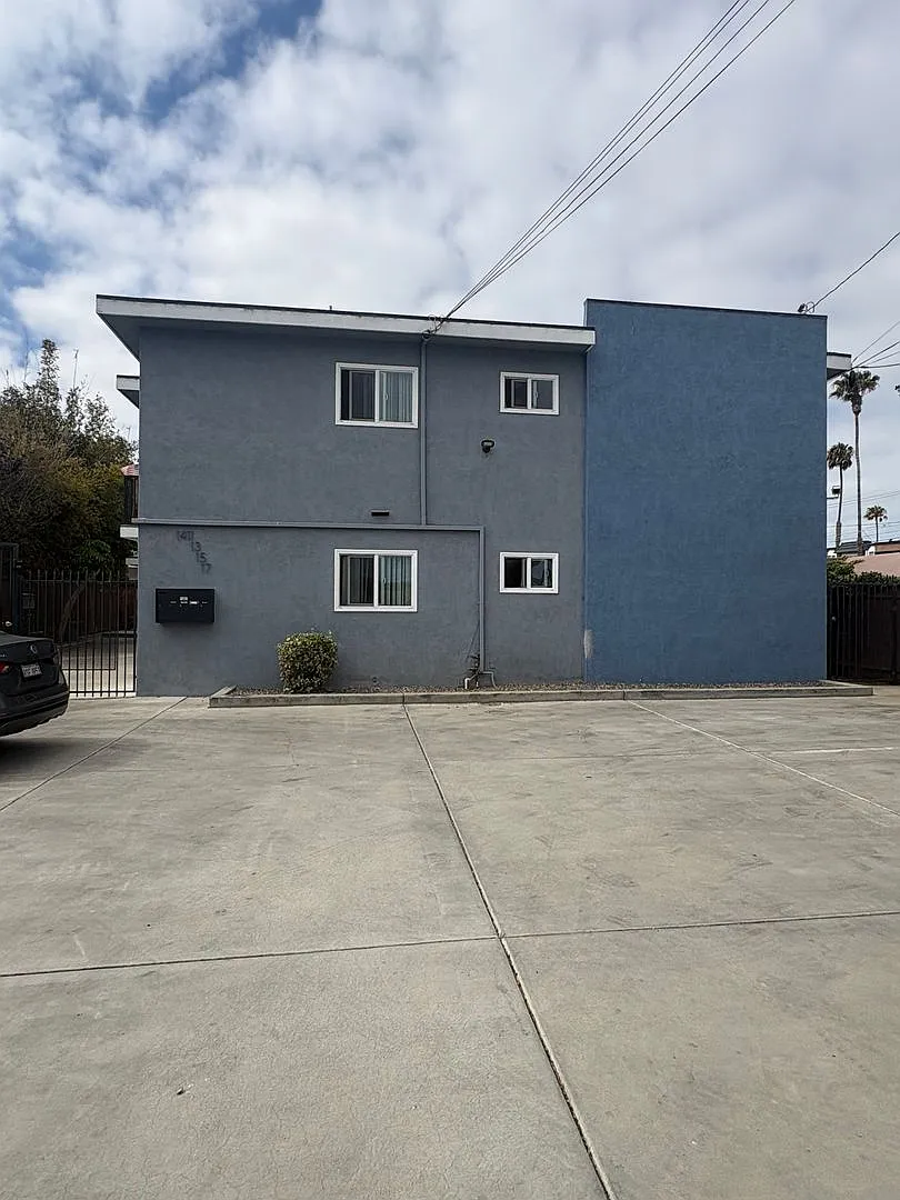 1411-1417 Holly — Photo 1