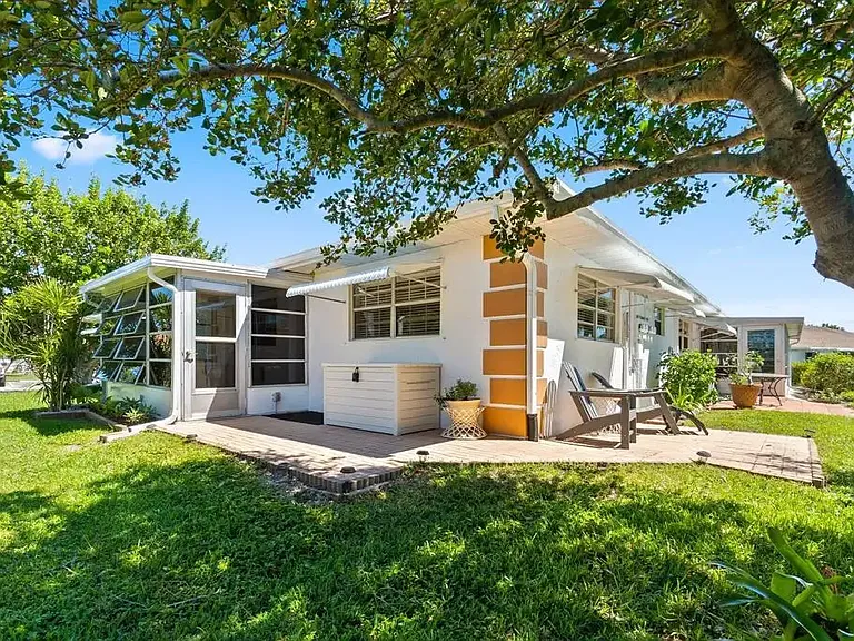 943 Savannas Point Dr #D — Photo 103