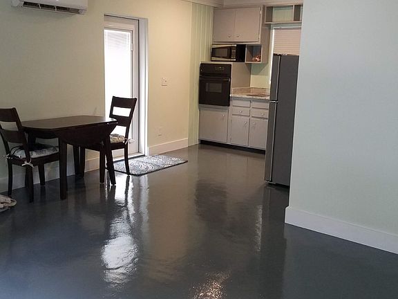 3rd image of 2707 Melwood Dr #N