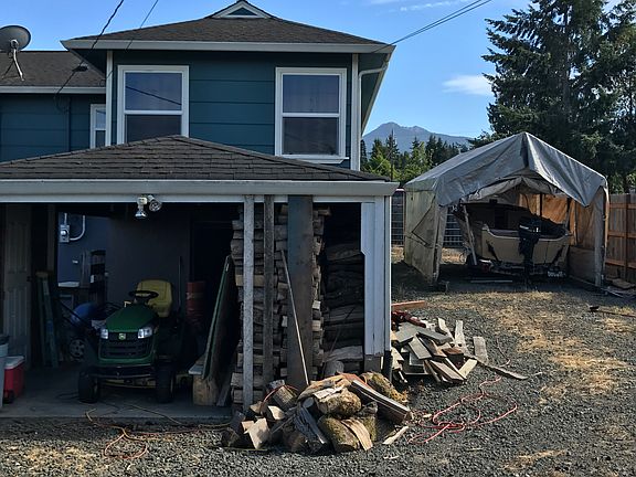 5th image of 113 E Vashon Ave