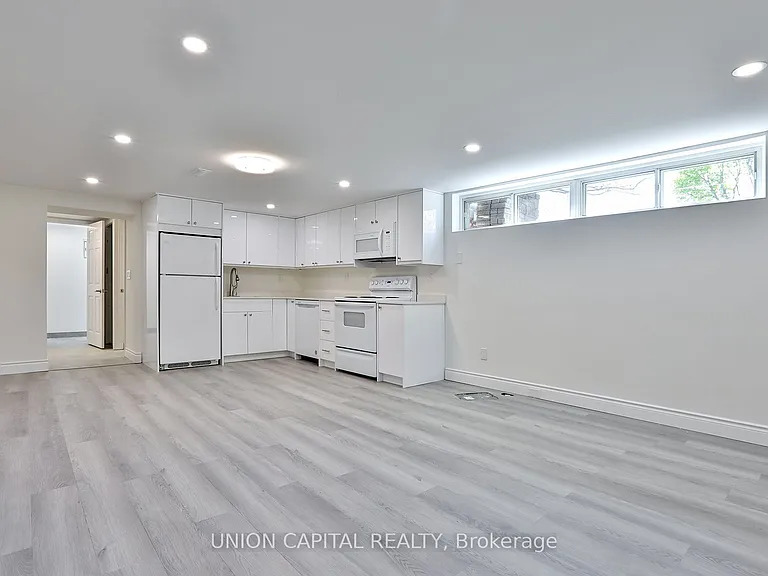 383 Neal Dr — Photo 10